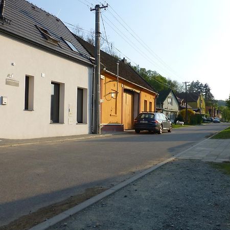 Pod Kralicim Vrchem Apartment Milovice  Exterior photo