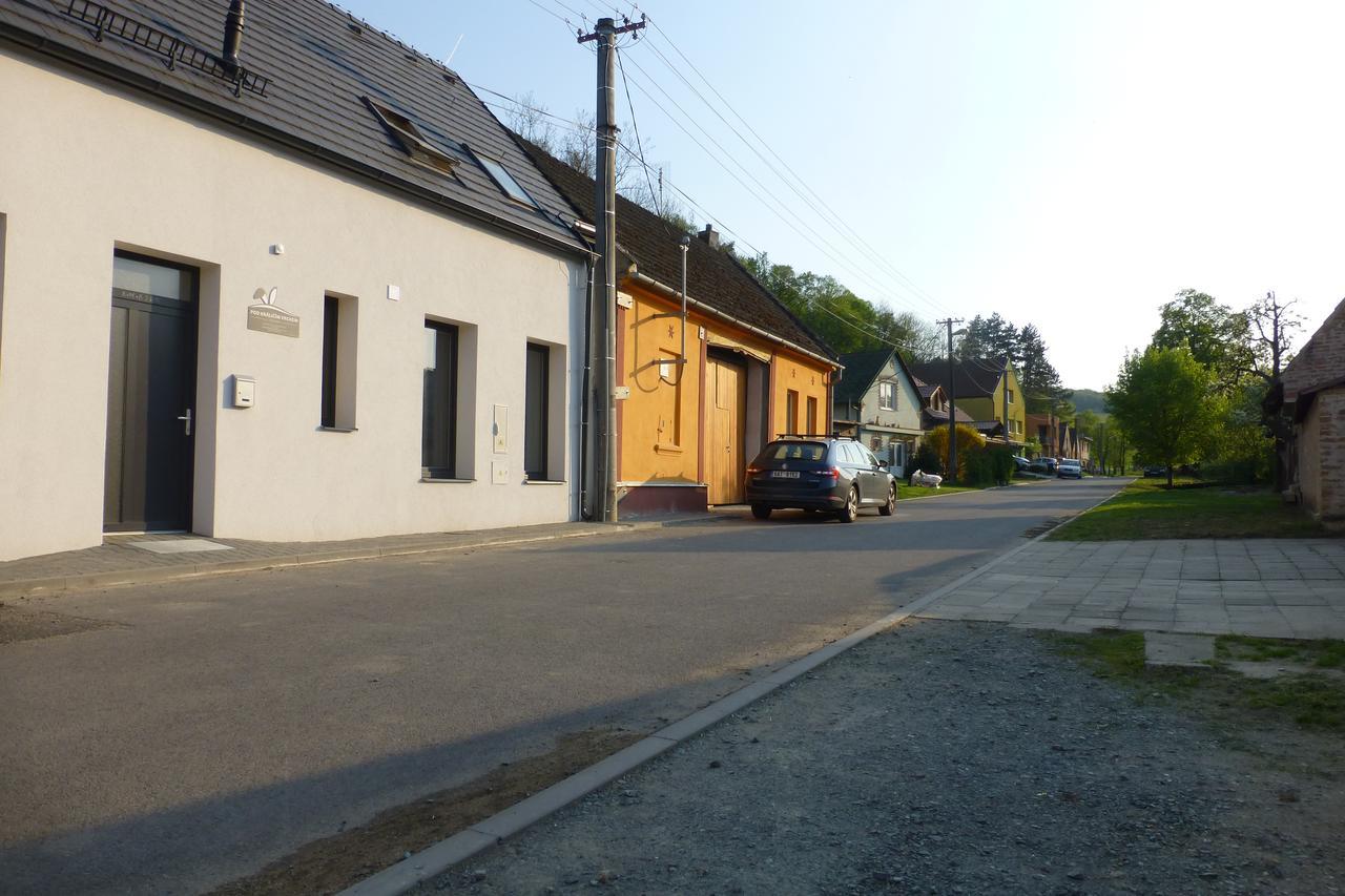 Pod Kralicim Vrchem Apartment Milovice  Exterior photo